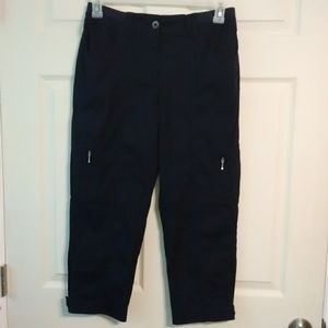 NWT New Chico's button hem crop pants